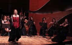 Воспитанники Фидан Гаджиевой выступили с концертом в честь Дня Победы и Дня Государственного флага (ВИДЕО, ФОТО)