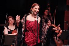 Воспитанники Фидан Гаджиевой выступили с концертом в честь Дня Победы и Дня Государственного флага (ВИДЕО, ФОТО)