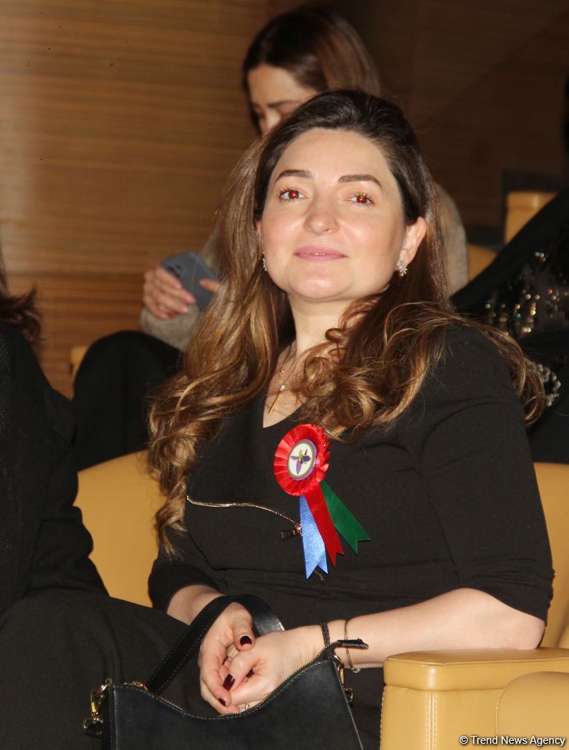 Воспитанники Фидан Гаджиевой выступили с концертом в честь Дня Победы и Дня Государственного флага (ВИДЕО, ФОТО)