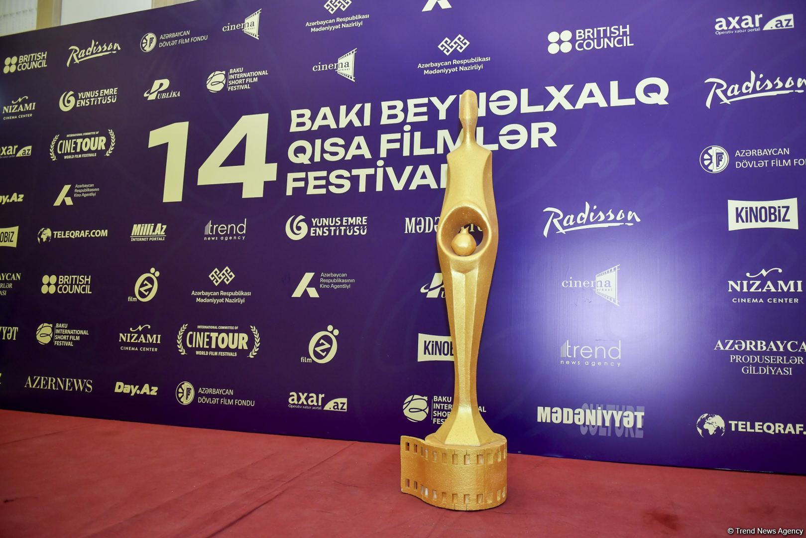 Праздник кино в Баку - торжественное открытие XIV Международного фестиваля короткометражных фильмов (ФОТО)