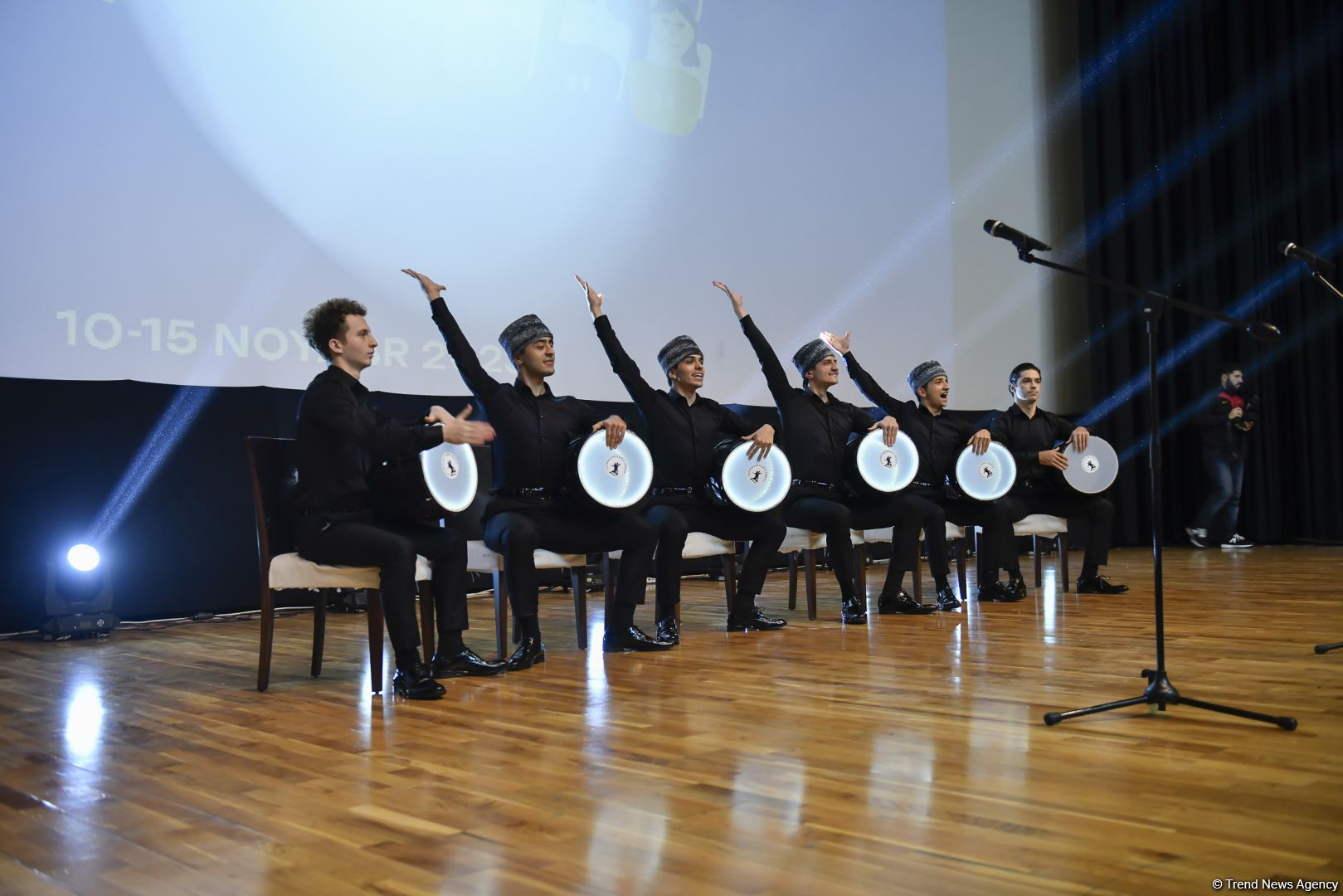 Праздник кино в Баку - торжественное открытие XIV Международного фестиваля короткометражных фильмов (ФОТО)