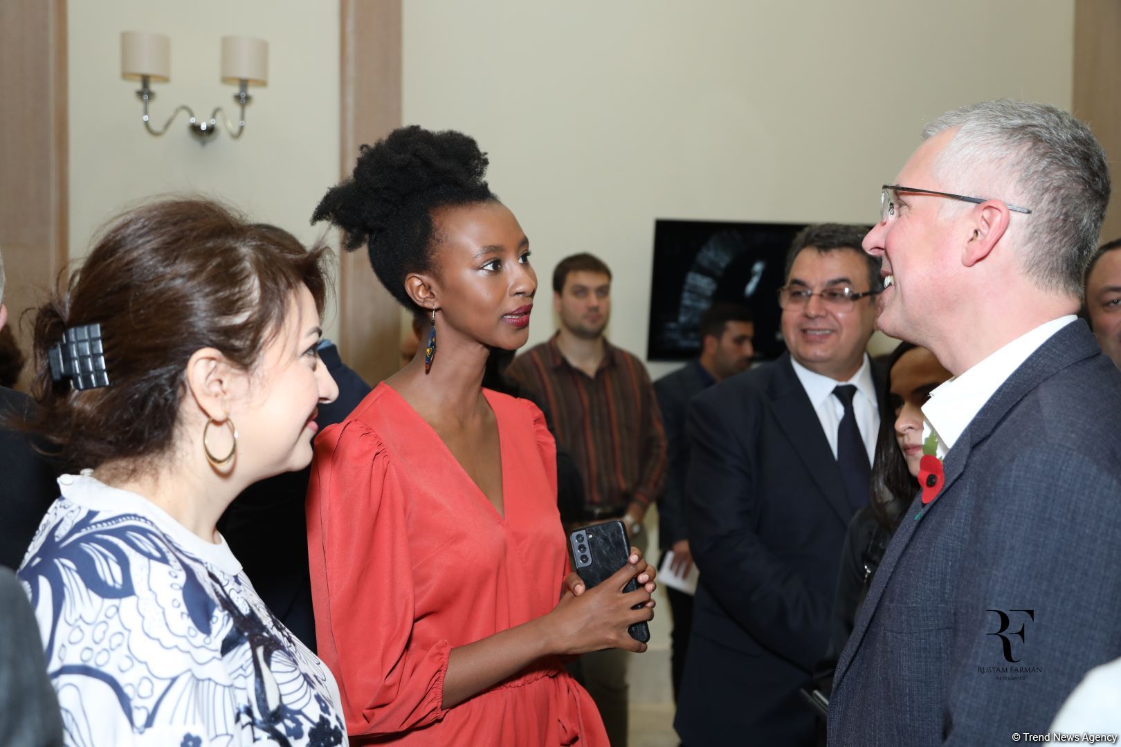 Праздник кино в Баку - торжественное открытие XIV Международного фестиваля короткометражных фильмов (ФОТО)