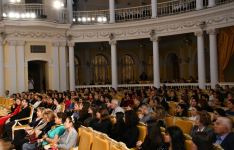 "Демон виолончели" выступил в Баку (ФОТО)