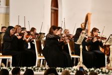 "Демон виолончели" выступил в Баку (ФОТО)