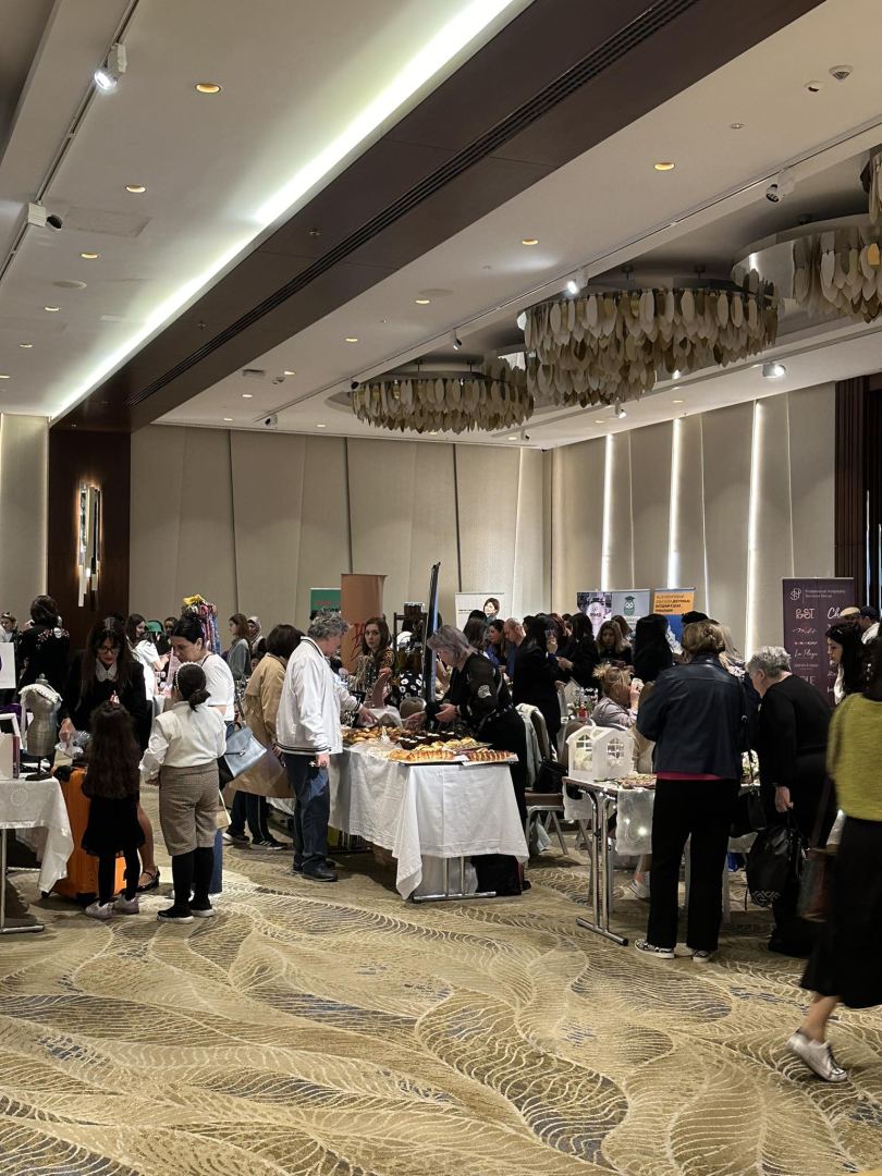 В Баку прошел фестиваль "Zəfərin İZi": как развивают бизнес женщины-предприниматели (ФОТО)