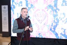 В Баку состоялась презентация Карабахского ковра "Хатаи" начала XVII века (ФОТО)