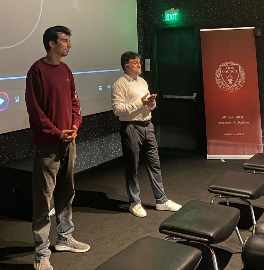 Из 60-х годов США в Баку наших дней - вышибала и утонченный светский лев (ФОТО)