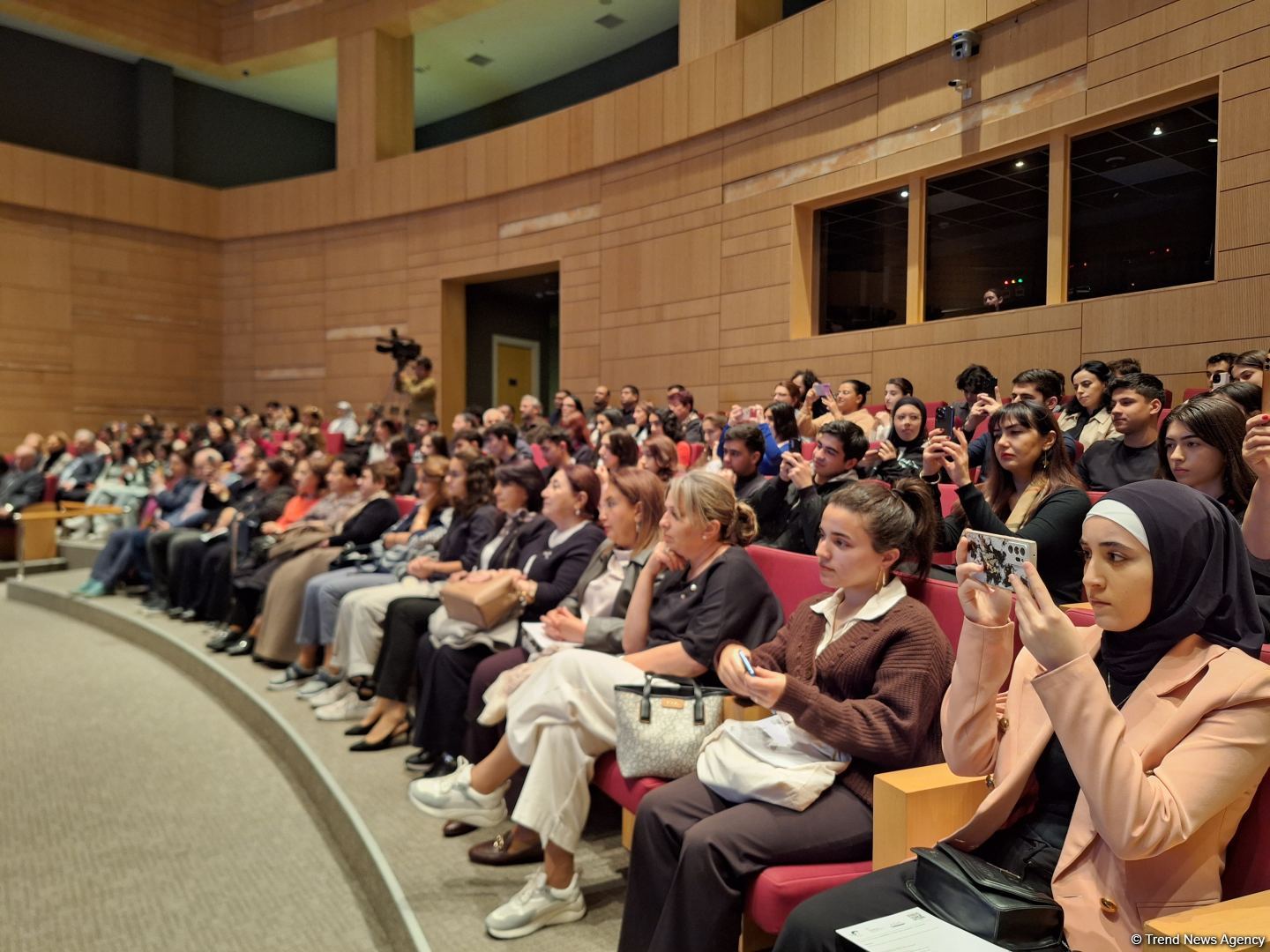 В Университете ADA прошло мероприятие, посвященное деятельности "Huma Quşu Fondu" (ФОТО)