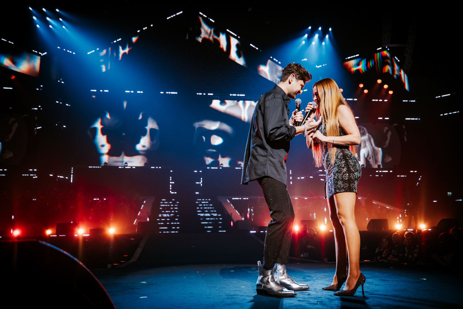 В Амстердаме прошел концерт звезд "Евровидения" с участием Нигяр Джамал и Эльдара Гасымова (ФОТО)