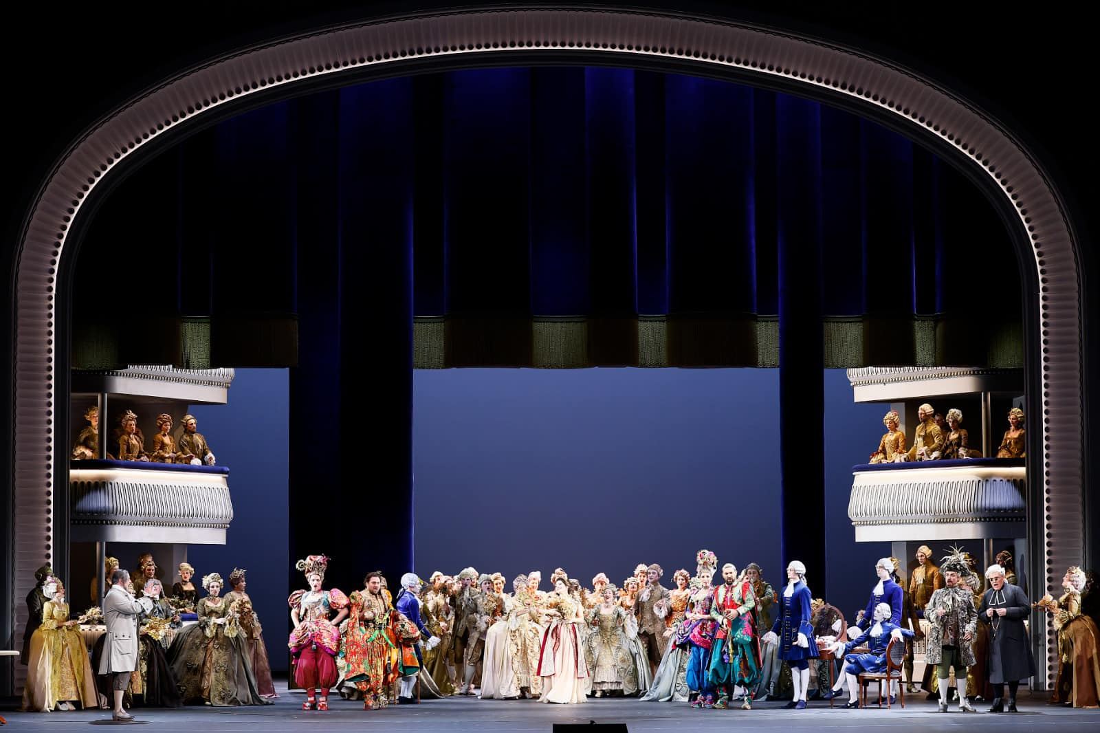 Триумф Динары Алиевой в главной партии в опере "Адриана Лекуврёр" на сцене Большого театра (ФОТО)