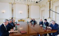 Президент Ильхам Алиев принял заместителя госсекретаря, государственного министра Великобритании по делам Европы и Северной Америки (ФОТО)
