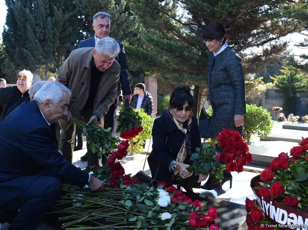 В Баку почтили память выдающегося представителя азербайджанского киноискусства Расима Оджагова (ФОТО)
