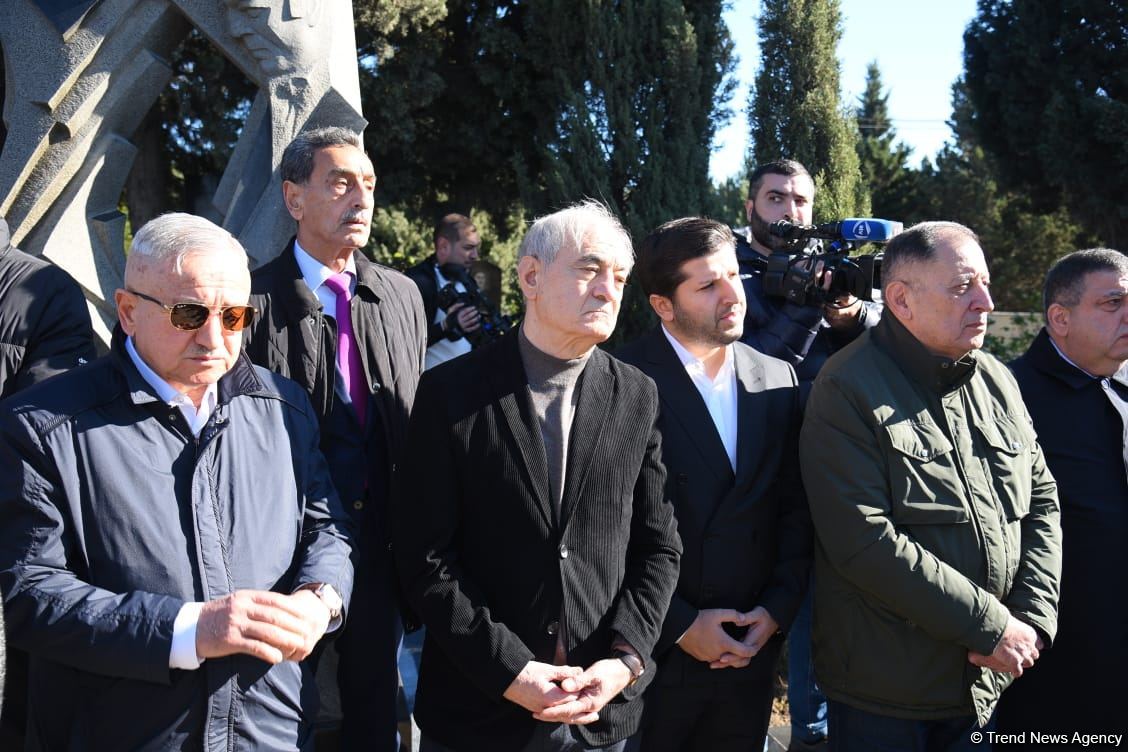 В Баку почтили память выдающегося представителя азербайджанского киноискусства Расима Оджагова (ФОТО)