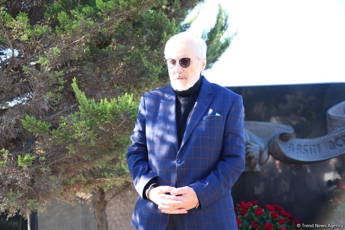 В Баку почтили память выдающегося представителя азербайджанского киноискусства Расима Оджагова (ФОТО)