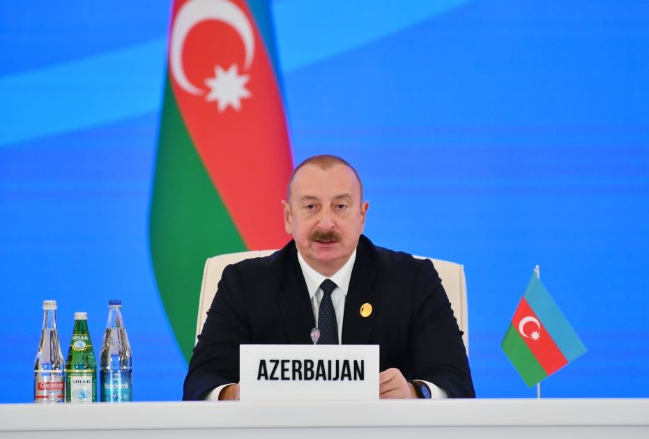 Президент Ильхам Алиев: Экономический форум, организованный в Баку в рамках недели СПЕКА, внесет вклад в развитие деловых связей между нашими странами