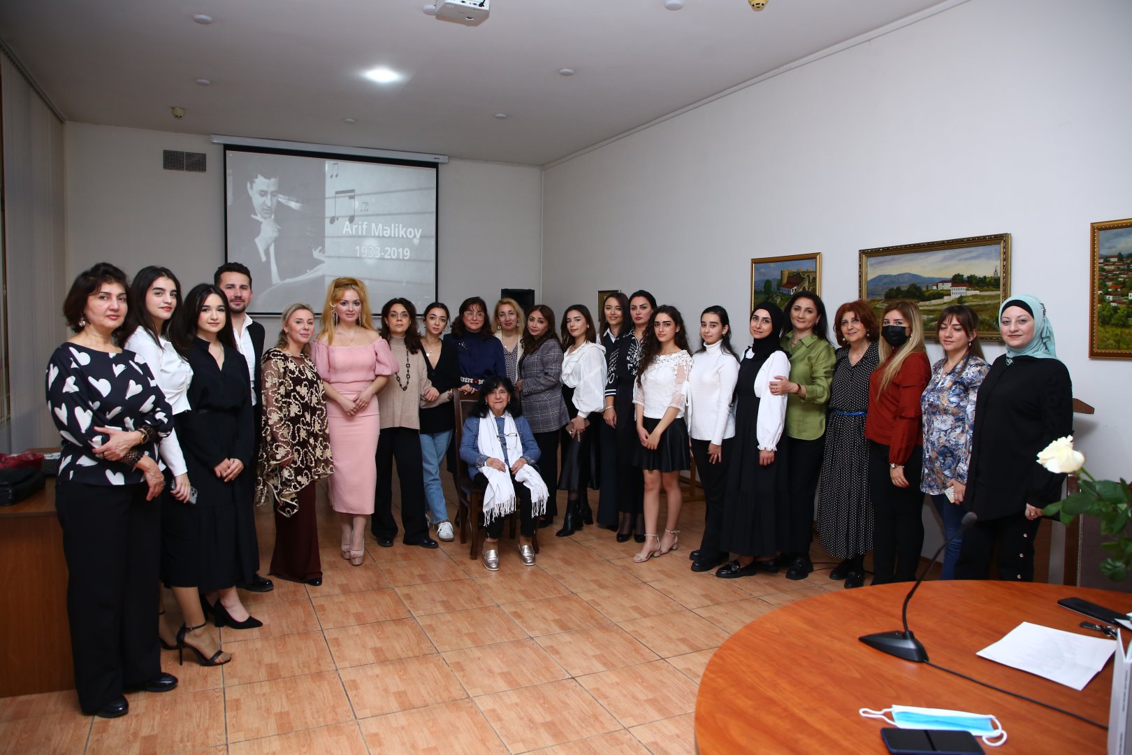 Душевная атмосфера бакинского вечера – звучит музыка великого Арифа Меликова (ФОТО)