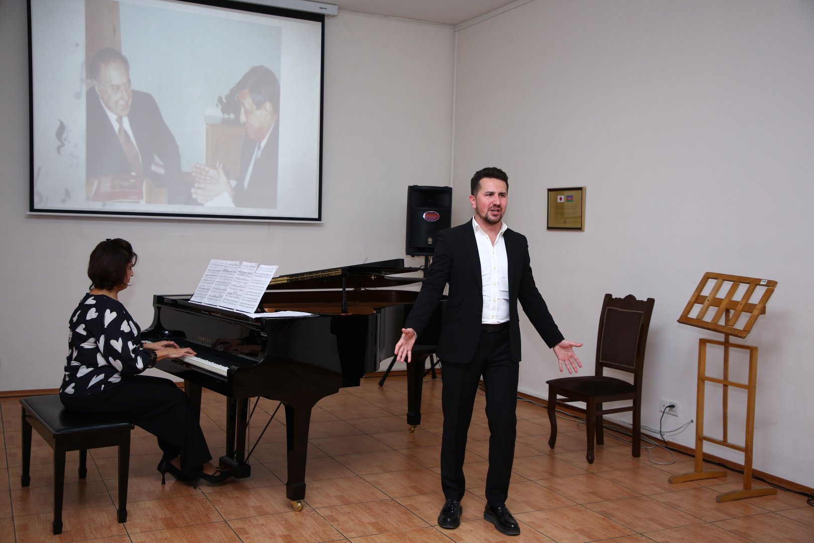 Душевная атмосфера бакинского вечера – звучит музыка великого Арифа Меликова (ФОТО)