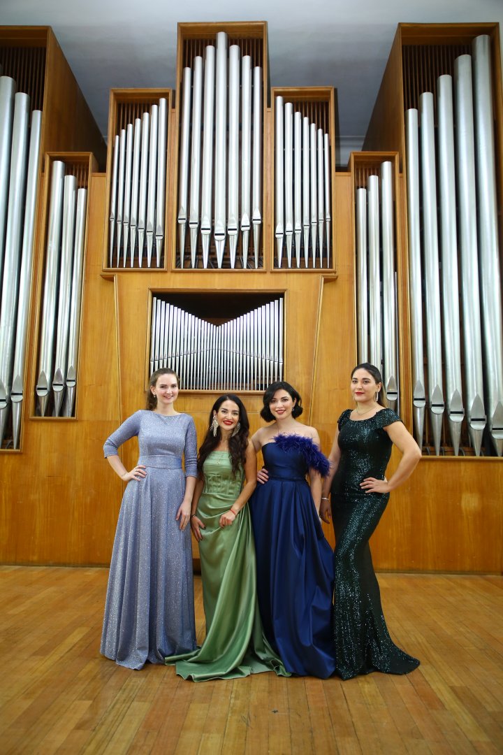 Взгляд надежды… Концерт и выставка памяти Арифа Меликова (ФОТО)