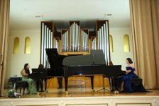 Взгляд надежды… Концерт и выставка памяти Арифа Меликова (ФОТО)