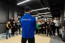 Бросок с обратного захвата… Мастер-класс Рафига Гусейнова (ФОТО)