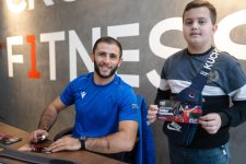 Бросок с обратного захвата… Мастер-класс Рафига Гусейнова (ФОТО)