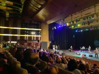 Яркие эмоции! Примадонна узбекской эстрады Юлдуз Усманова впервые выступила в Баку (ВИДЕО, ФОТО)