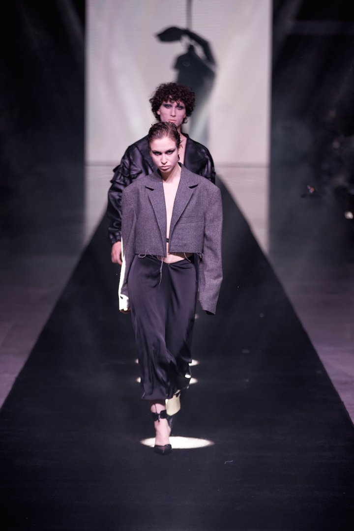 Baku Fashion Week 2023 – от огненного танца и роскошных тканей до национальных мотивов (ФОТО)
