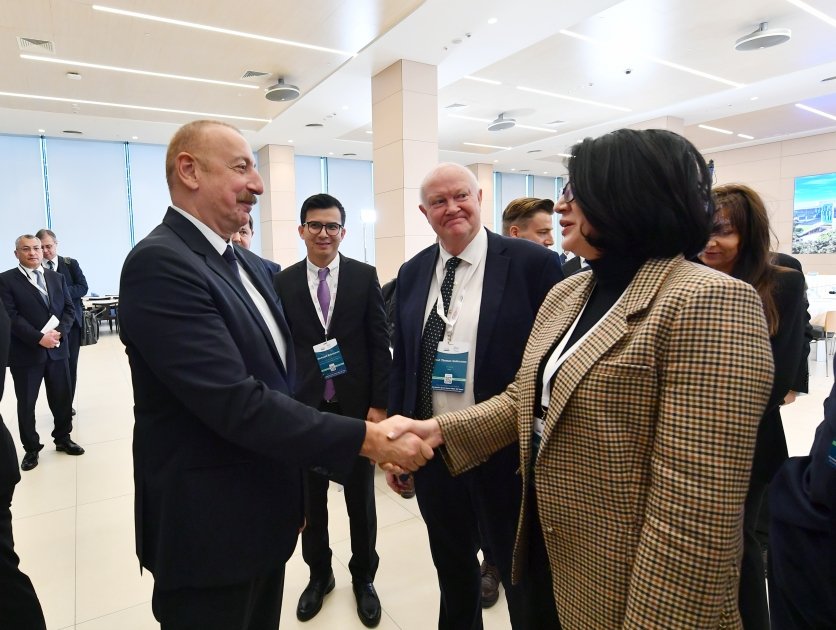 Президент Ильхам Алиев принял участие в Форуме «Карабах: Возвращение домой спустя 30 лет. Достижения и трудности» (ВИДЕО/ФОТО)