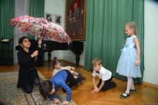 История одной дружбы. В Доме-музее Самеда Вургуна отметили 100-летие Расула Гамзатова (ФОТО)