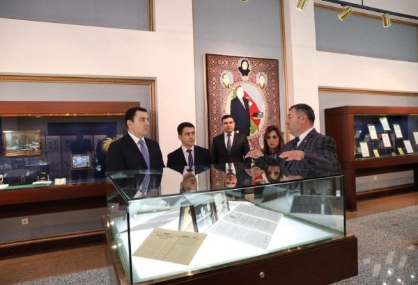 Министр культуры Азербайджана посетил Музей Гейдара Алиева в городе Нахчыван (ФОТО)