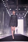 Baku Fashion Week 2023 – от элегантности и модернизма до петроглифов Гобустана (ФОТО)