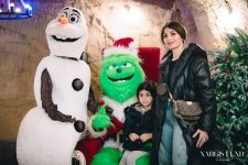 Состоялось грандиозное открытие благотворительной ярмарки Soyuq Əllər, İsti Ürək  2023-2024 (ФОТО)