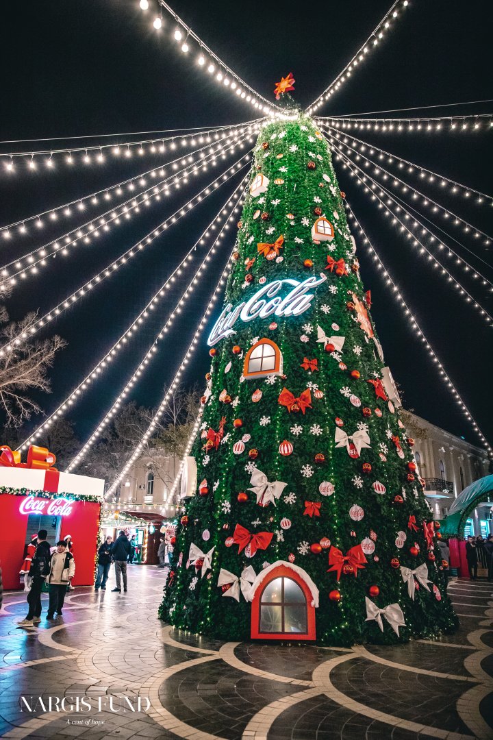 Состоялось грандиозное открытие благотворительной ярмарки Soyuq Əllər, İsti Ürək  2023-2024 (ФОТО)