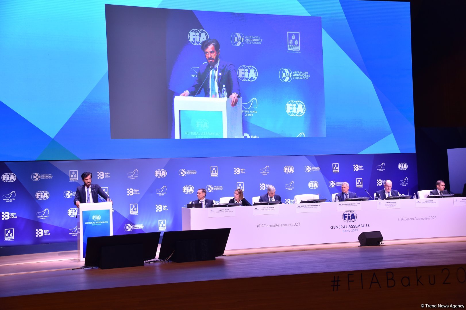 В Баку состоялось итоговое заседание Генеральной ассамблеи FIA (ФОТО)