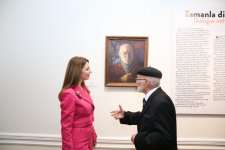 В Баку открылась выставка работ выдающегося художника, 95-летнего Тофига Агабабаева "Диалог со временем" (ФОТО)