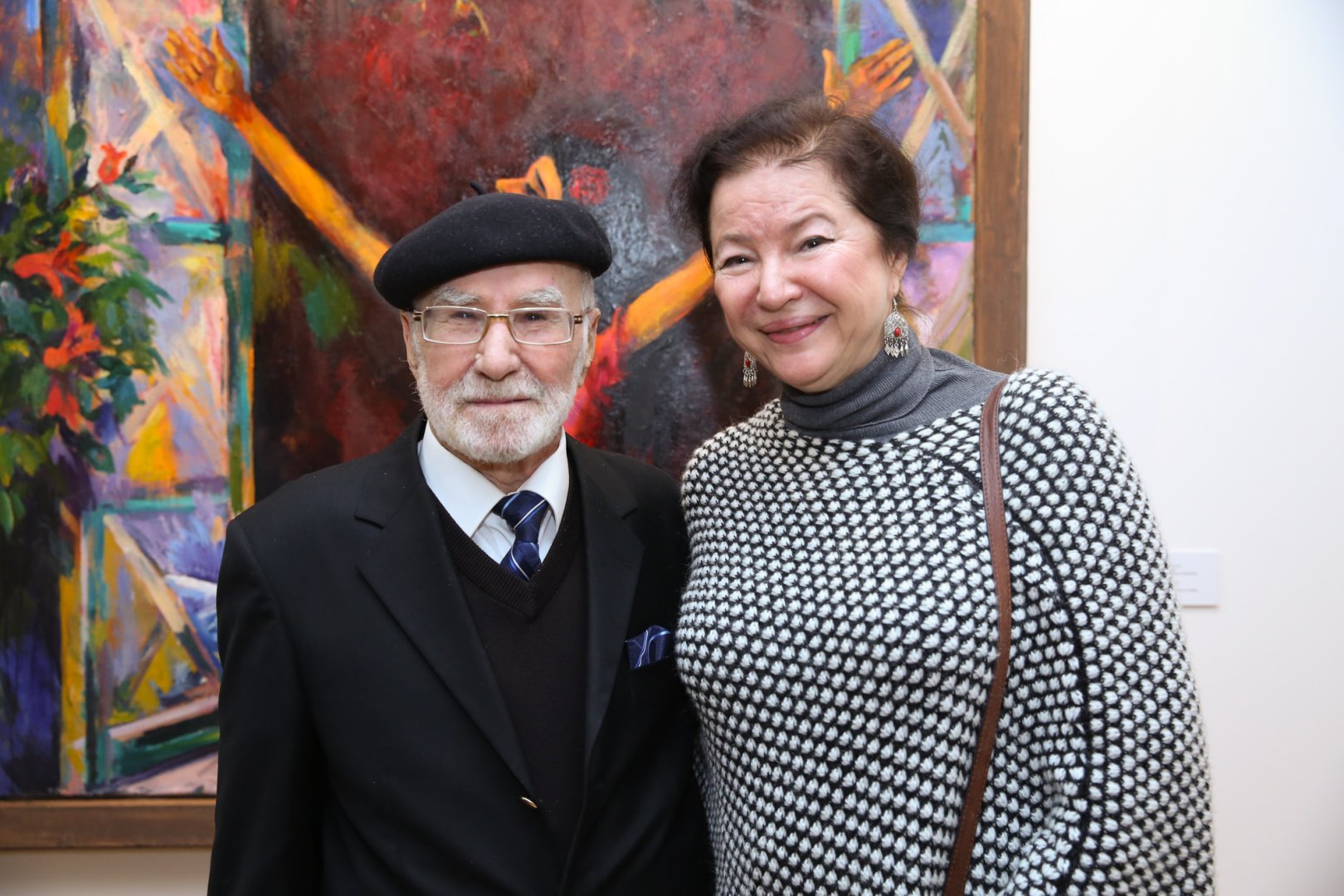 В Баку открылась выставка работ выдающегося художника, 95-летнего Тофига Агабабаева "Диалог со временем" (ФОТО)