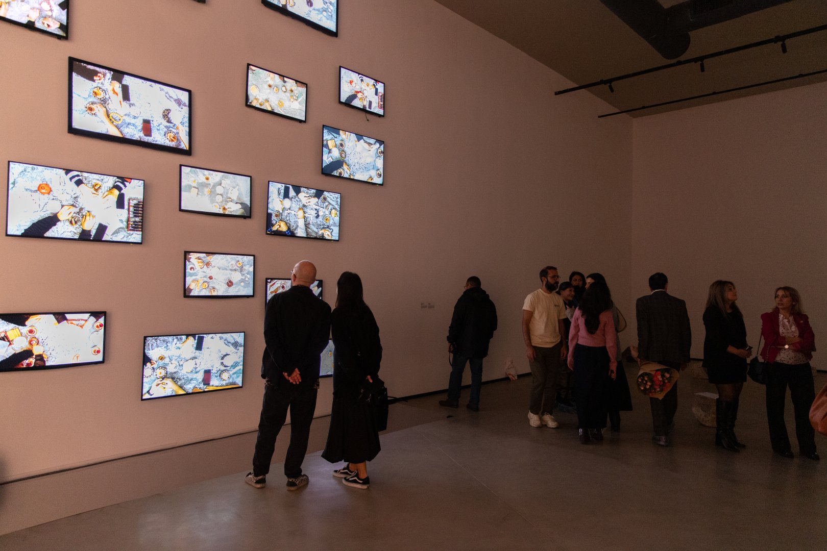 В Центре YARAT состоялось открытие выставок азербайджанских и грузинских художников - "Проверено, мин нет!" и "Эквинокс" (ФОТО)