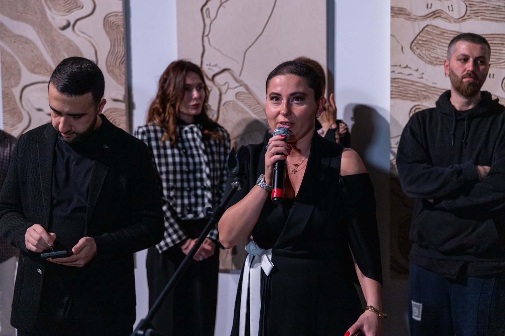 В Центре YARAT состоялось открытие выставок азербайджанских и грузинских художников - "Проверено, мин нет!" и "Эквинокс" (ФОТО)