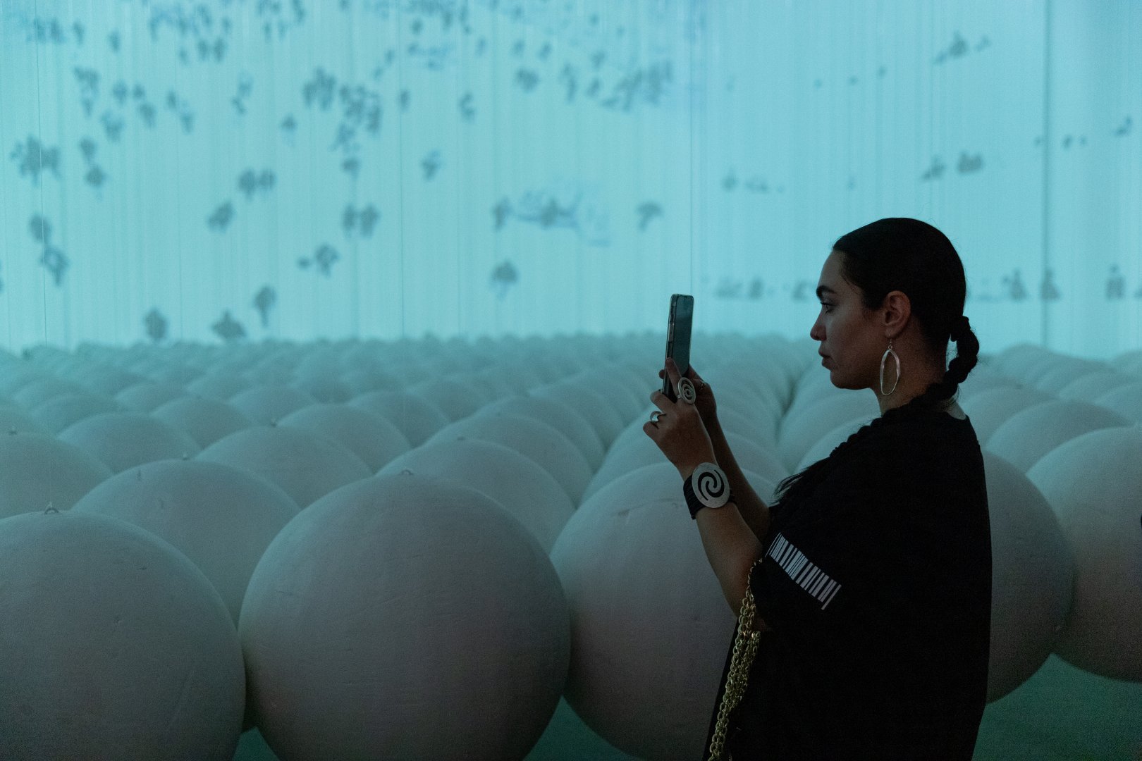 В Центре YARAT состоялось открытие выставок азербайджанских и грузинских художников - "Проверено, мин нет!" и "Эквинокс" (ФОТО)