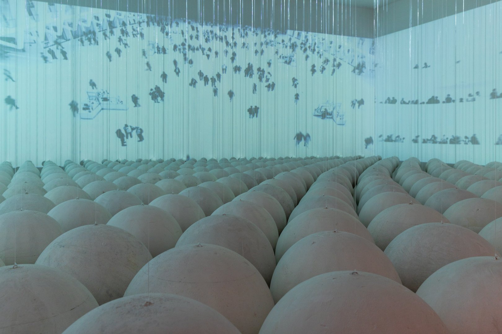 В Центре YARAT состоялось открытие выставок азербайджанских и грузинских художников - "Проверено, мин нет!" и "Эквинокс" (ФОТО)