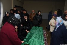 В Баку проходит церемония прощания с народным артистом Рамизом Меликом (ФОТО)