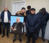 В Баку проходит церемония прощания с народным артистом Рамизом Меликом (ФОТО)