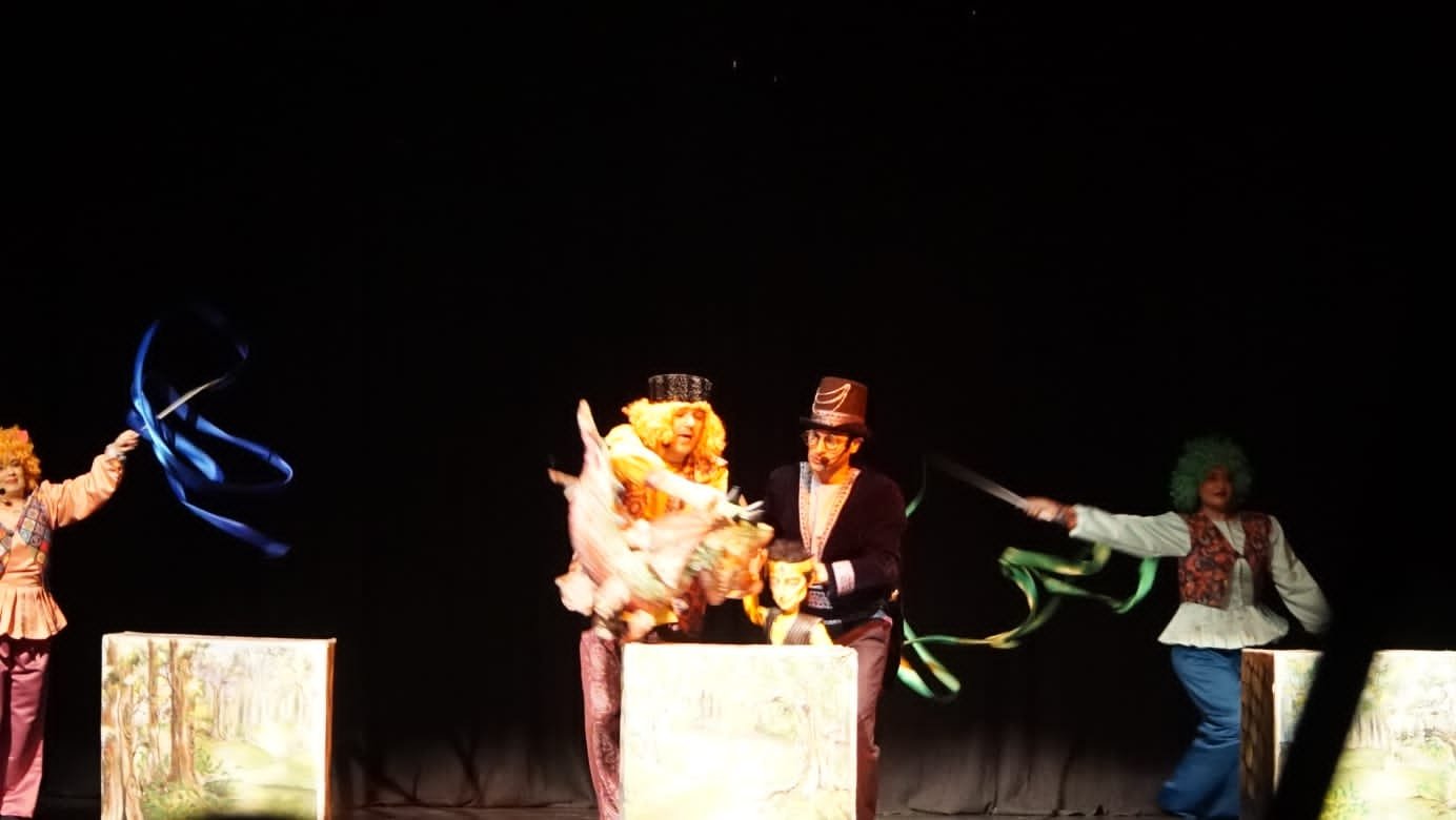 Азербайджанский кукольный театр с успехом выступил на фестивале в Турции (ФОТО)