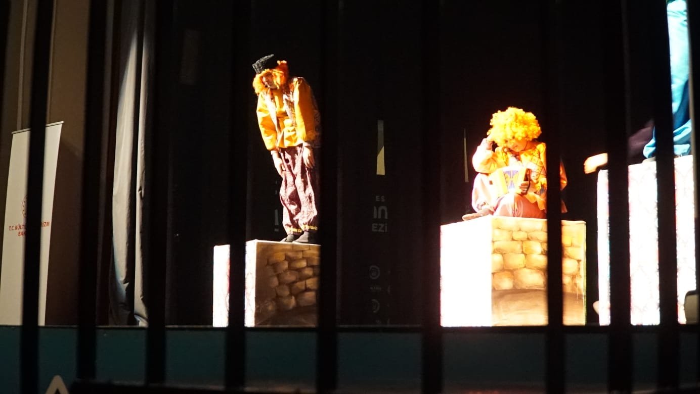 Азербайджанский кукольный театр с успехом выступил на фестивале в Турции (ФОТО)
