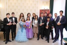 В Музыкальной школе Фидан Гаджиевой прошел концерт в рамках Азербайджанского международного фестиваля вокалистов (ВИДЕО, ФОТО)