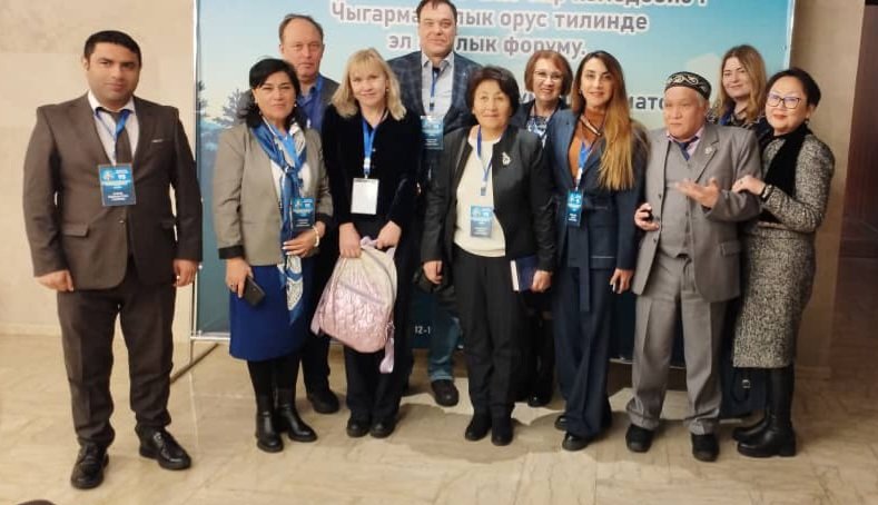 Заслуженная артистка Азербайджана Хусния Мурватова выступила на международном форуме в Бишкеке (ФОТО)