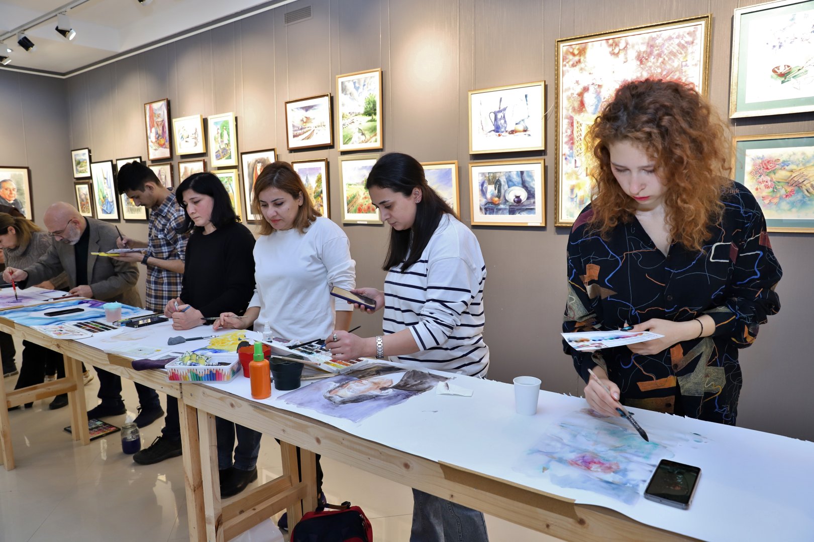 Гармония воды и цвета – акварельная живопись в Азербайджане (ФОТО)