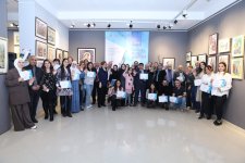 Гармония воды и цвета – акварельная живопись в Азербайджане (ФОТО)