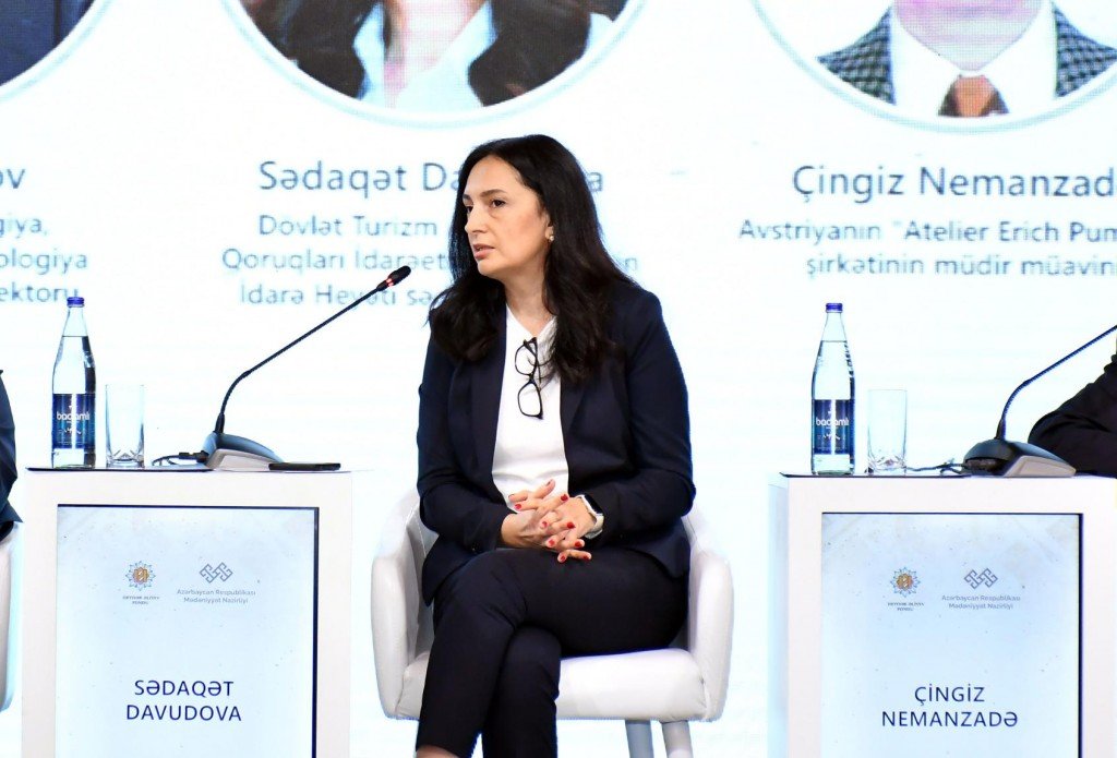 В Баку обсудили тему исследования и охраны недвижимого историко-культурного наследия Азербайджана (ФОТО)