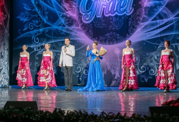 "Все это о любви" - в Баку выступили солисты Московской оперетты (ФОТО)